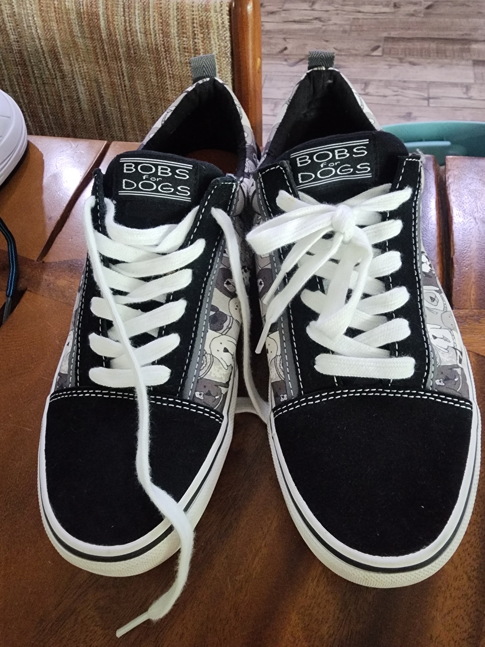 Women's Black & White Low-Top Sneakers